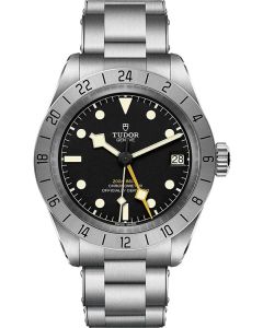 TUDOR Black Bay
