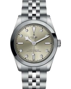 Tudor Black Bay