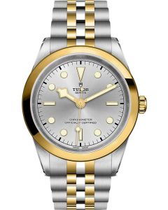TUDOR Black Bay