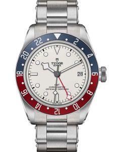 TUDOR Black Bay